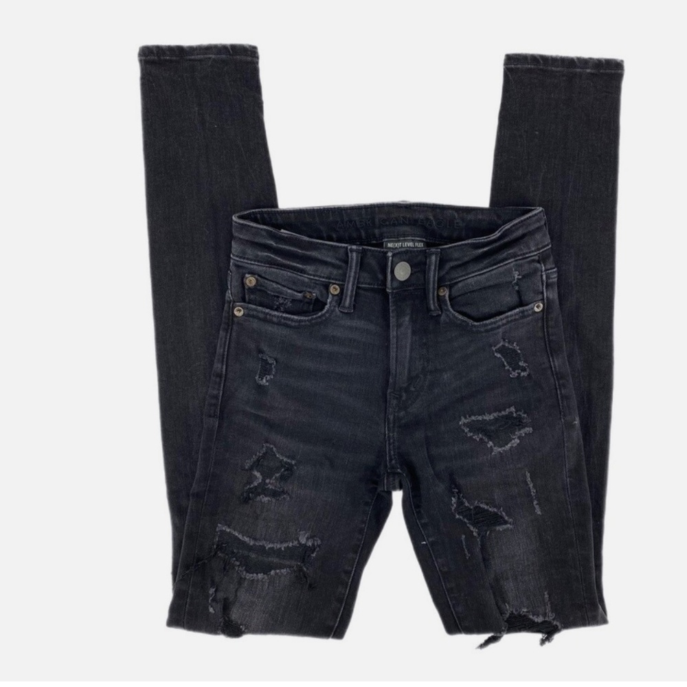 American Eagle Young Money 28 Womens